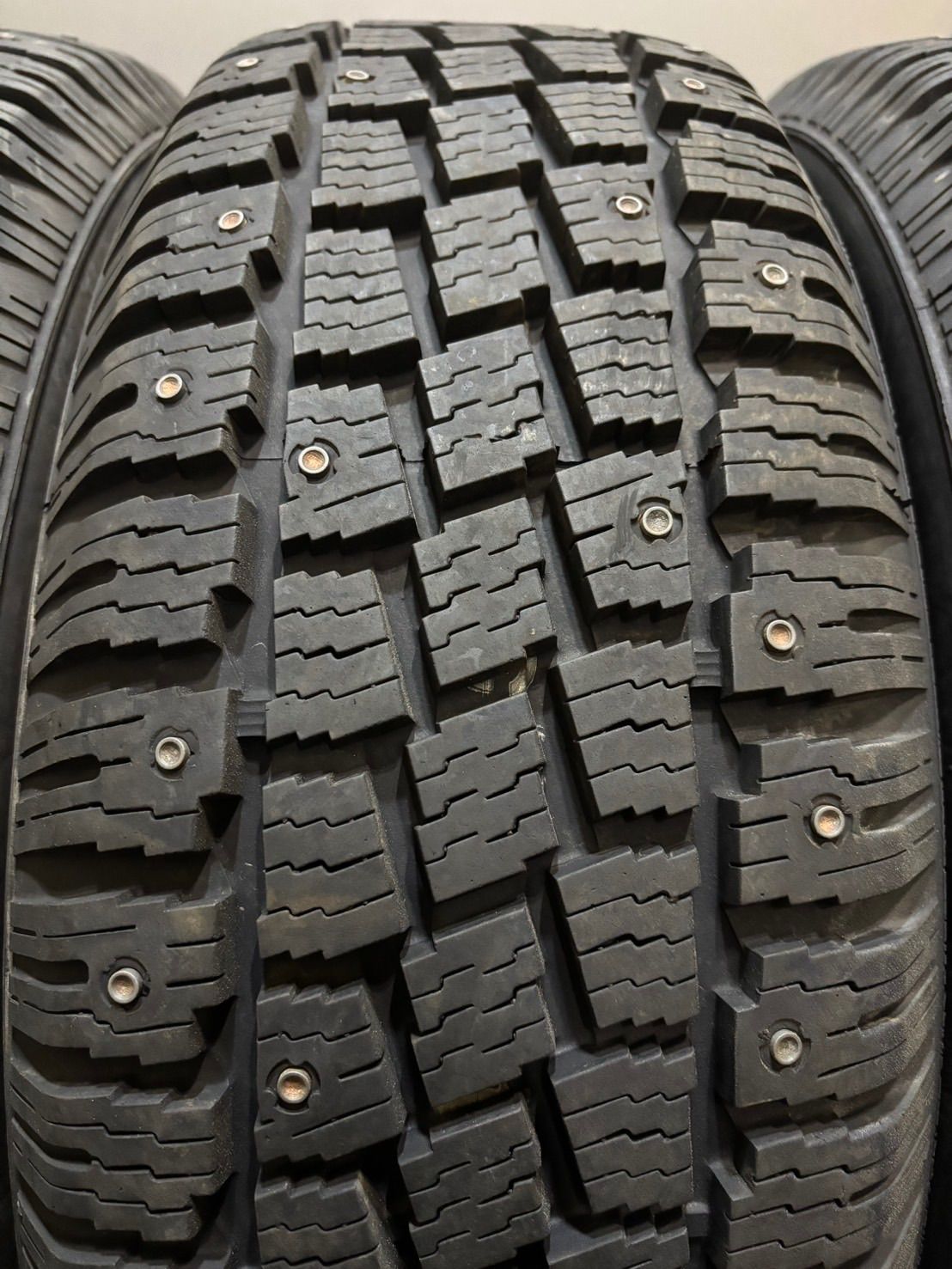 ☆215/60R16 HANKOOK/ZOVAC HPW401 2004年製 スタッドレス スパイク 