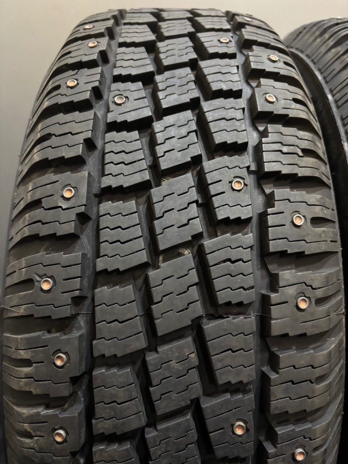 ☆215/60R16 HANKOOK/ZOVAC HPW401 2004年製 スタッドレス スパイク 