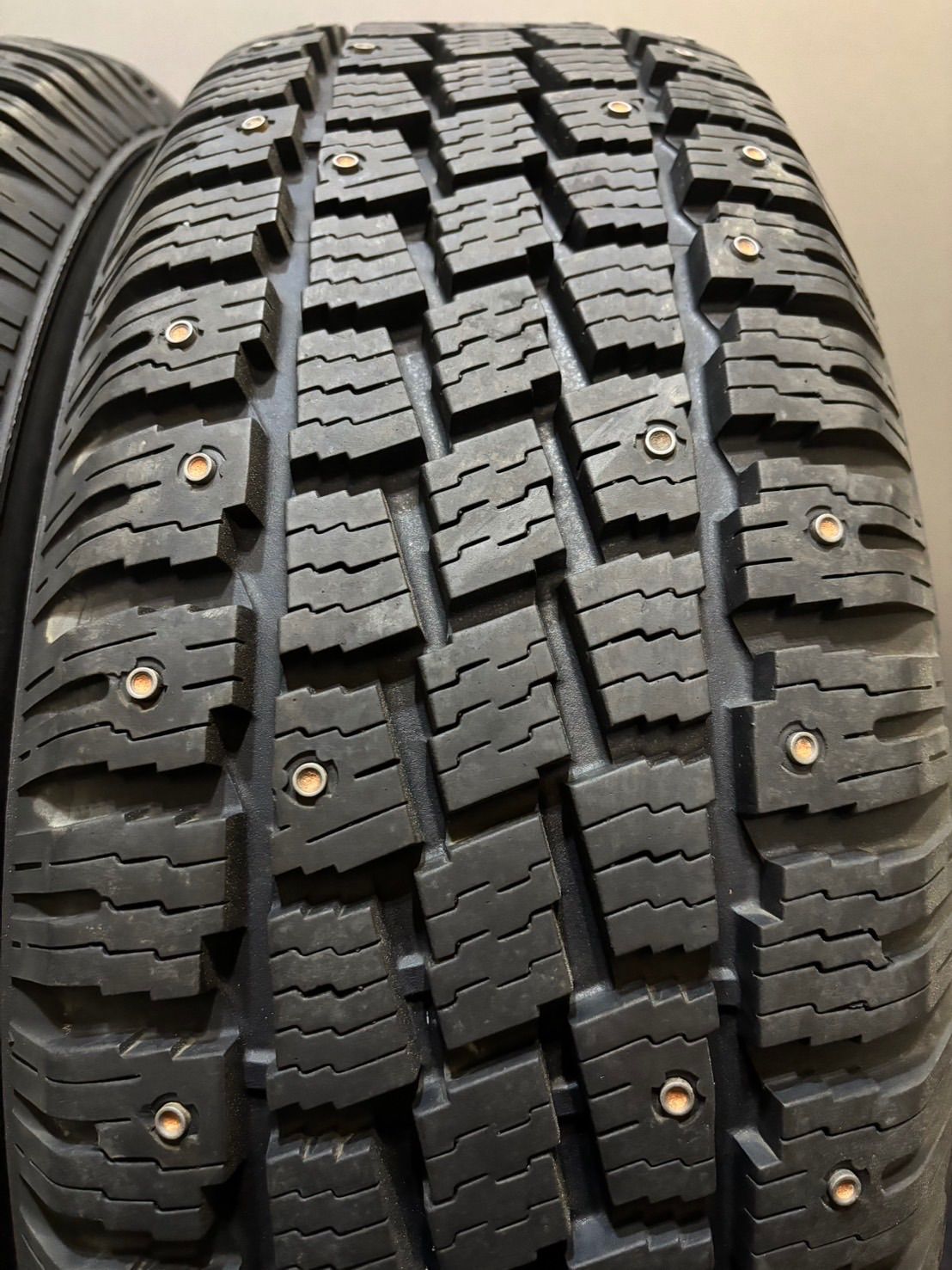 ☆215/60R16 HANKOOK/ZOVAC HPW401 2004年製 スタッドレス スパイク 