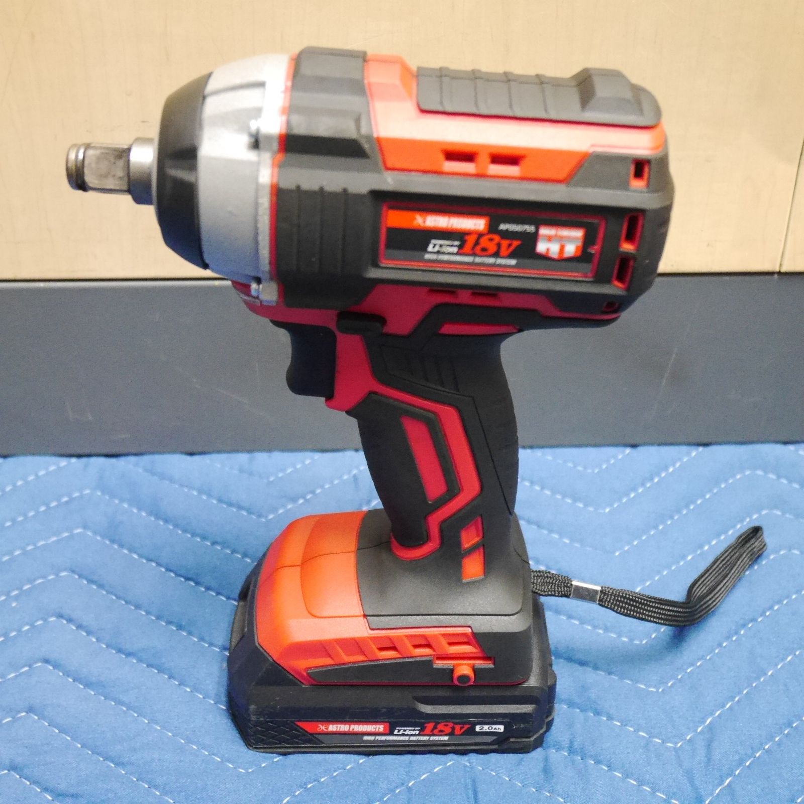 送料無料] 美品☆ASTRO PRODUCTS 充電式 1/2DR ハイトルク インパクト 