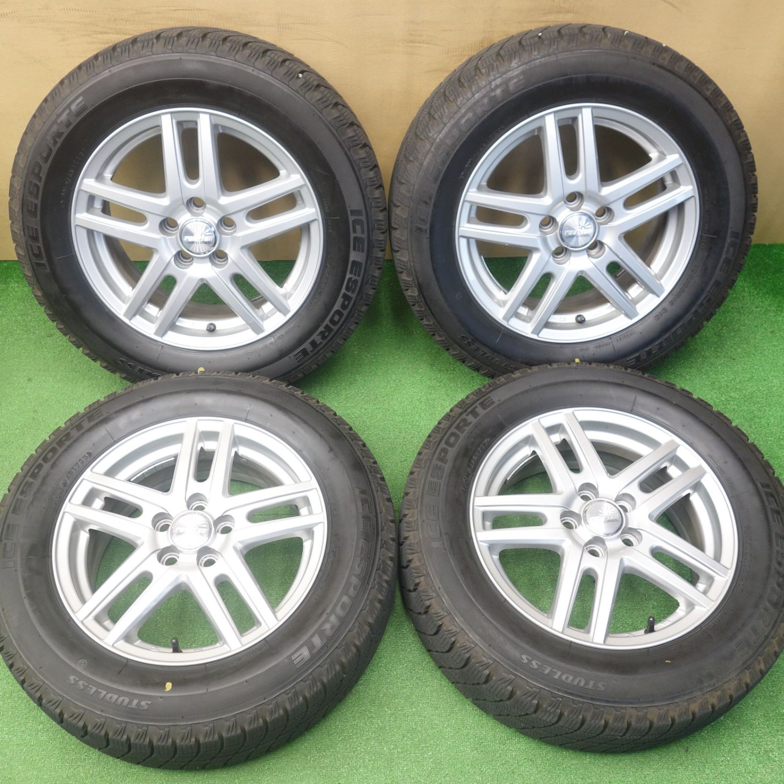バリ溝！23年！9.5分☆プリウス 等 195/65R15 スタッドレス アイス 