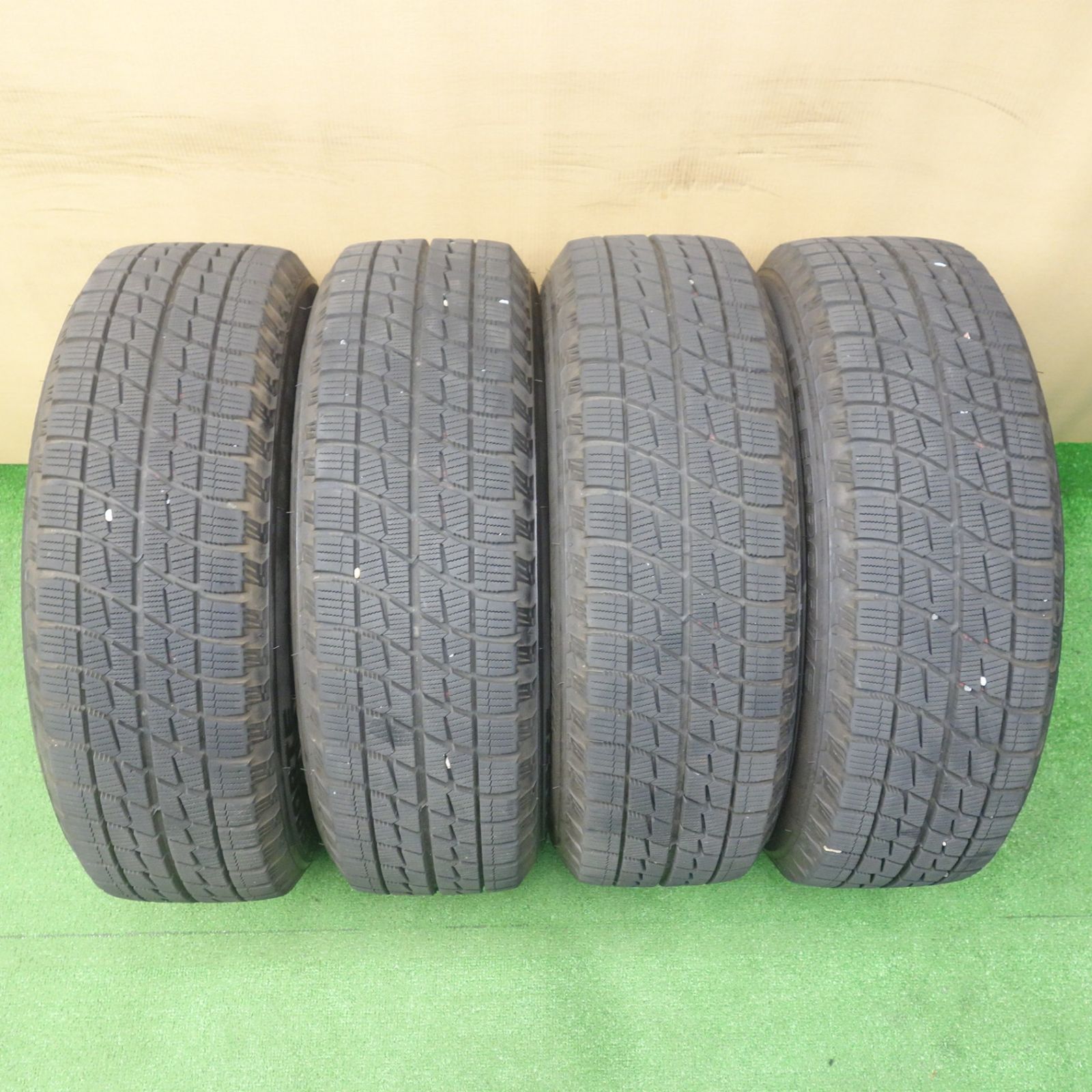 バリ溝！23年！9.5分☆プリウス 等 195/65R15 スタッドレス アイス 