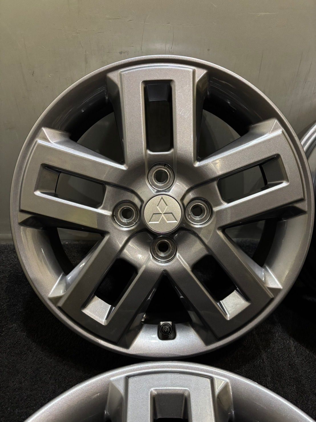 ☆新車外し品 ミツビシ デリカミニ 純正 15インチ 4.5J +46 100 4H