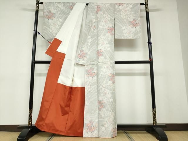 平和屋着物●本場大島紬　白大島　120亀甲　草花文　正絹　逸品　DABD9103ud 平和屋着物○本場大島紬 白大島 120亀甲 草花文 正絹 逸品 DABD9103ud