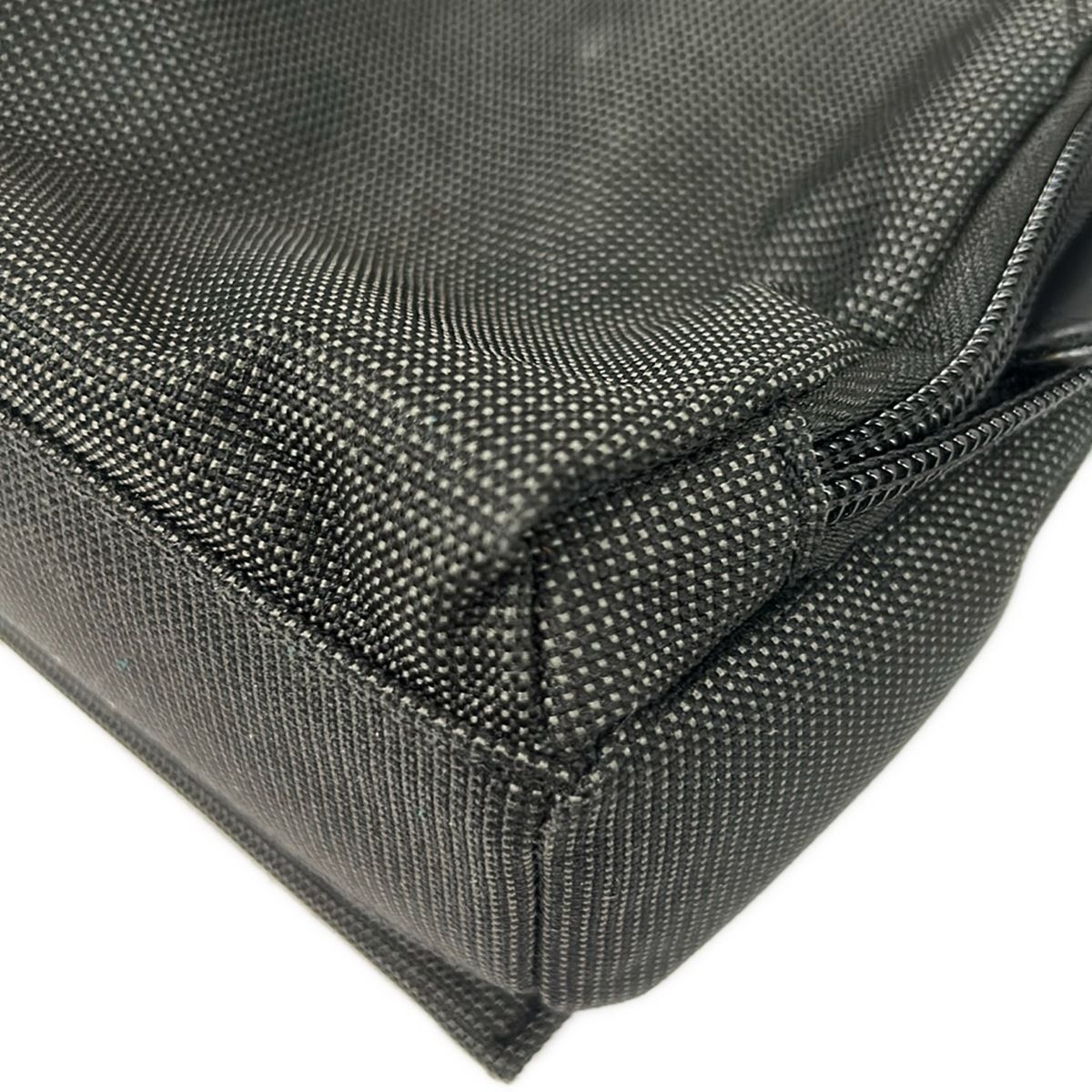 PORSCHE DESIGN(ポルシェデザイン) ショルダーバッグ 黒 CARGON P