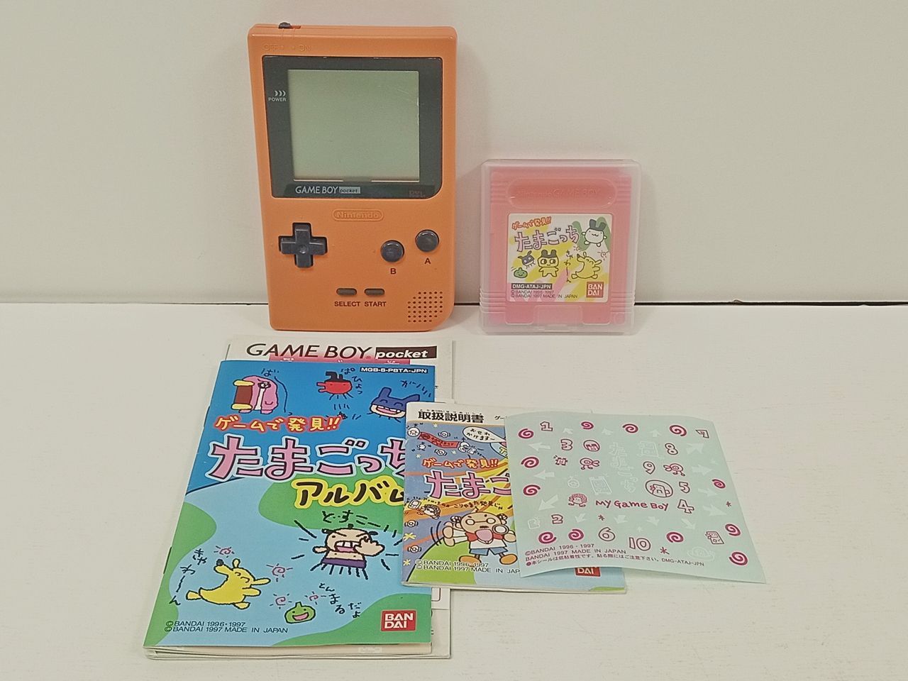 Nintendo ゲームボーイ ポケット たまごっち ピンクなTAMAGOTCHセット 