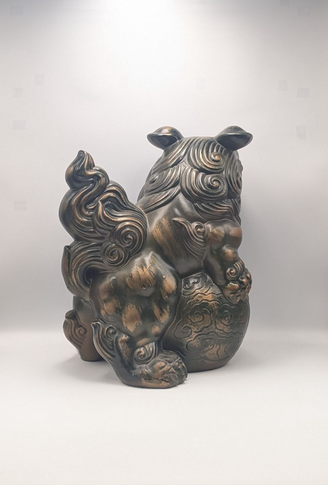 縁起物　魔除　唐獅子　置物 唐獅子　鞠（まり）持ち透かし彫り　インテリア 縁起物 魔除 唐獅子 置物 唐獅子 鞠（まり）持ち透かし彫り インテリア