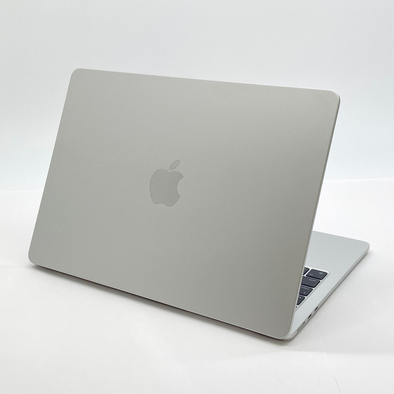 美品 MacBook Air M2 2022 8コアCPU 8コアGPU 16GB 512GB 充放電回数 