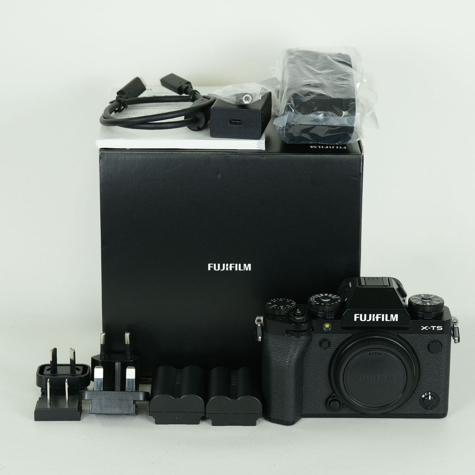 良品 | シャッター数25,180回｜バッテリー2個付] FUJIFILM X-T5