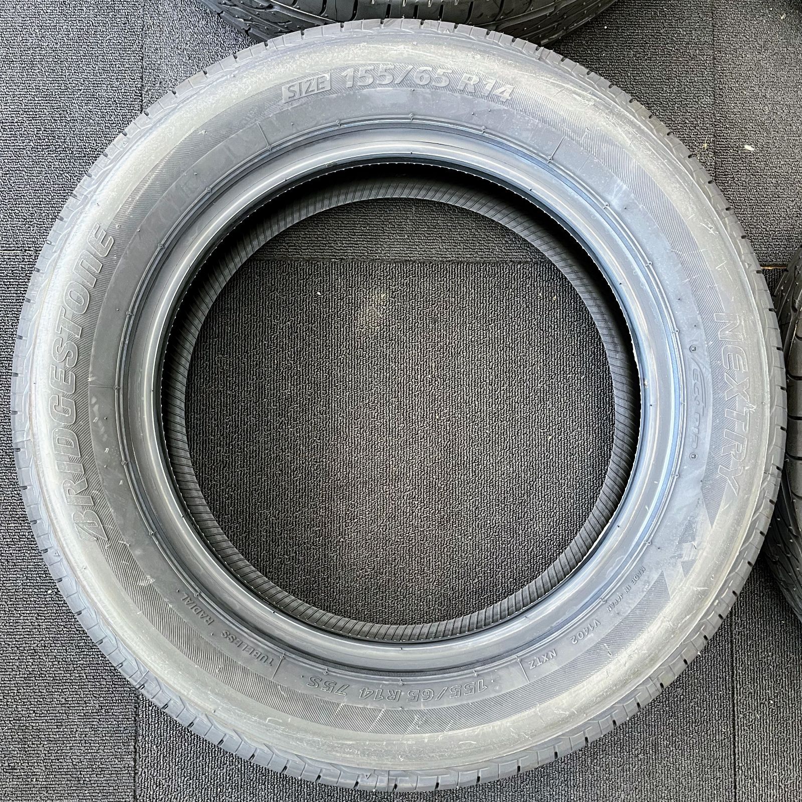 送料無料】【155/65R14】新品未使用 サマータイヤ 4本セット 