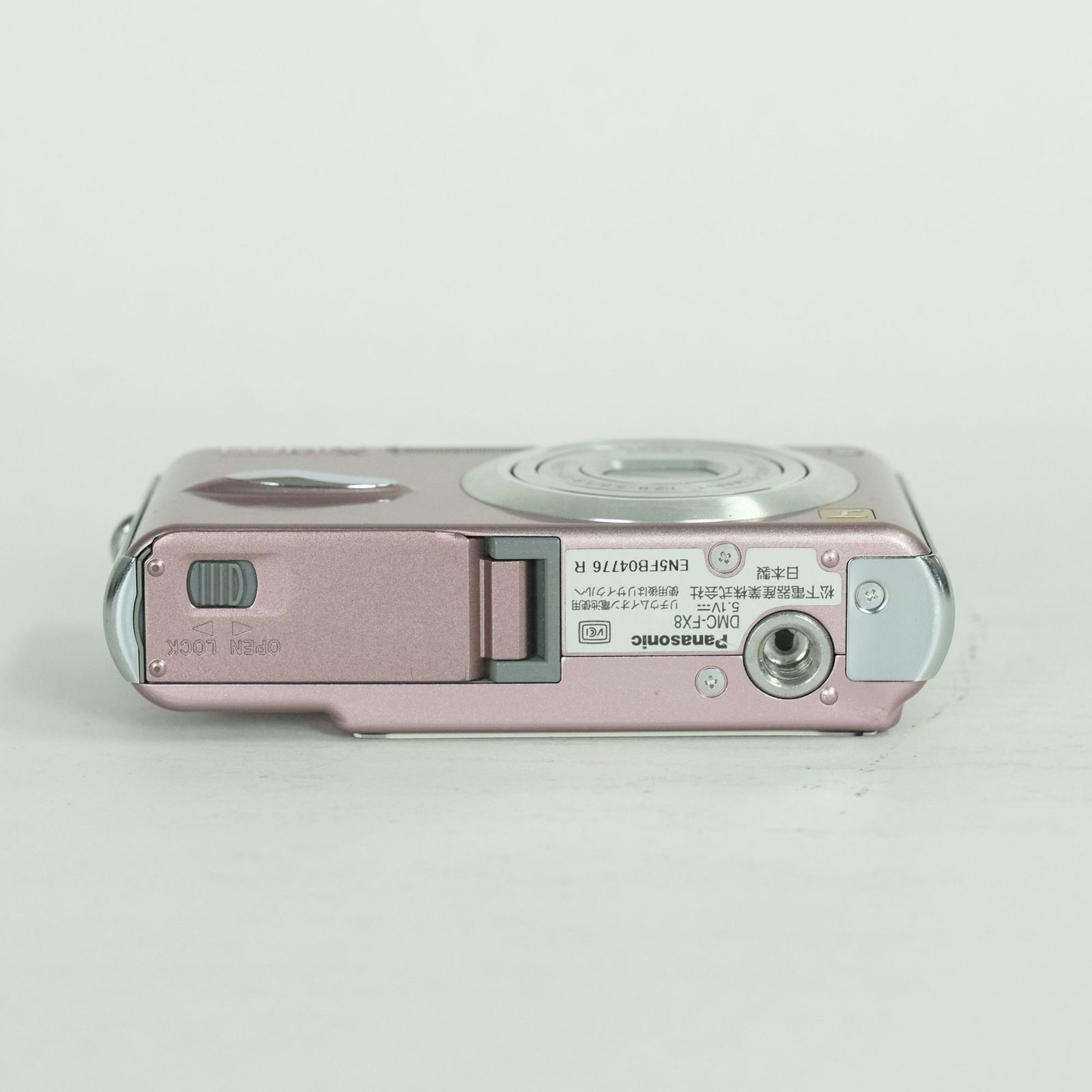 カメラ 【美品】Panasonic LUMIX DMC-FX8 ピンク 送料無料