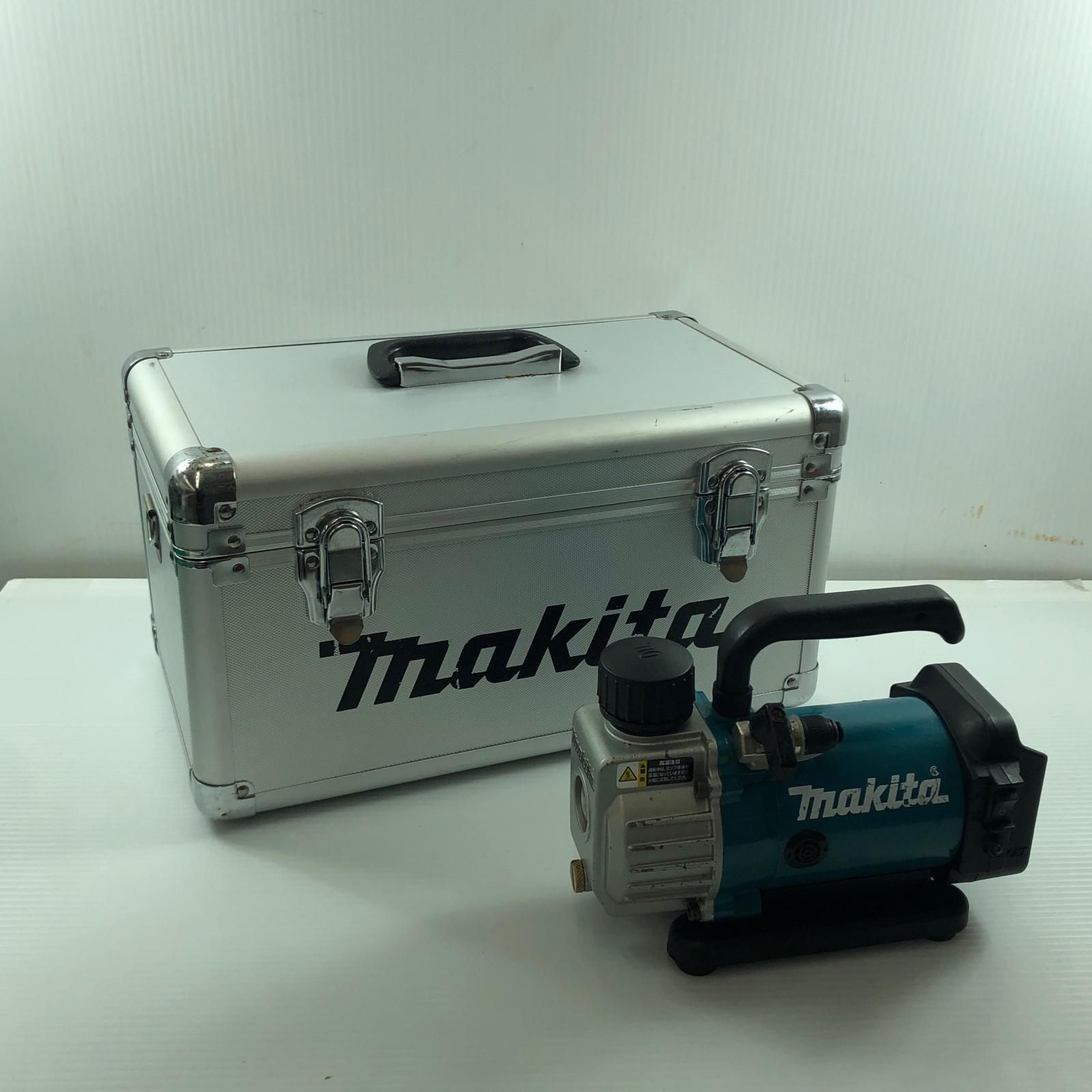 MAKITA マキタ 18v 充電式真空ポンプ 本体のみ/ケース付き VP180D ブルー