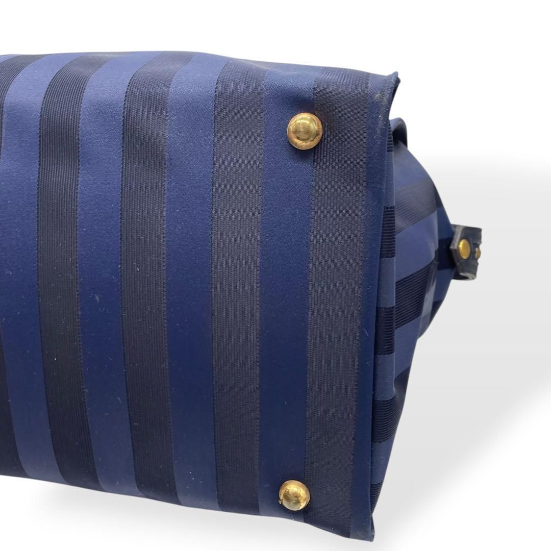 極美品 VALENTINO GARAVANI 2wayボストンバッグ ネイビー - メルカリ 極美品 VALENTINO GARAVANI 2wayボストンバッグ ネイビー - メルカリ