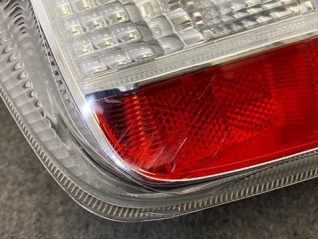 トヨタプリウス30ヘッドライトとテールランプ 30系プリウス US仕様ヘッドライト ブラックタイプ & ファイバーLED