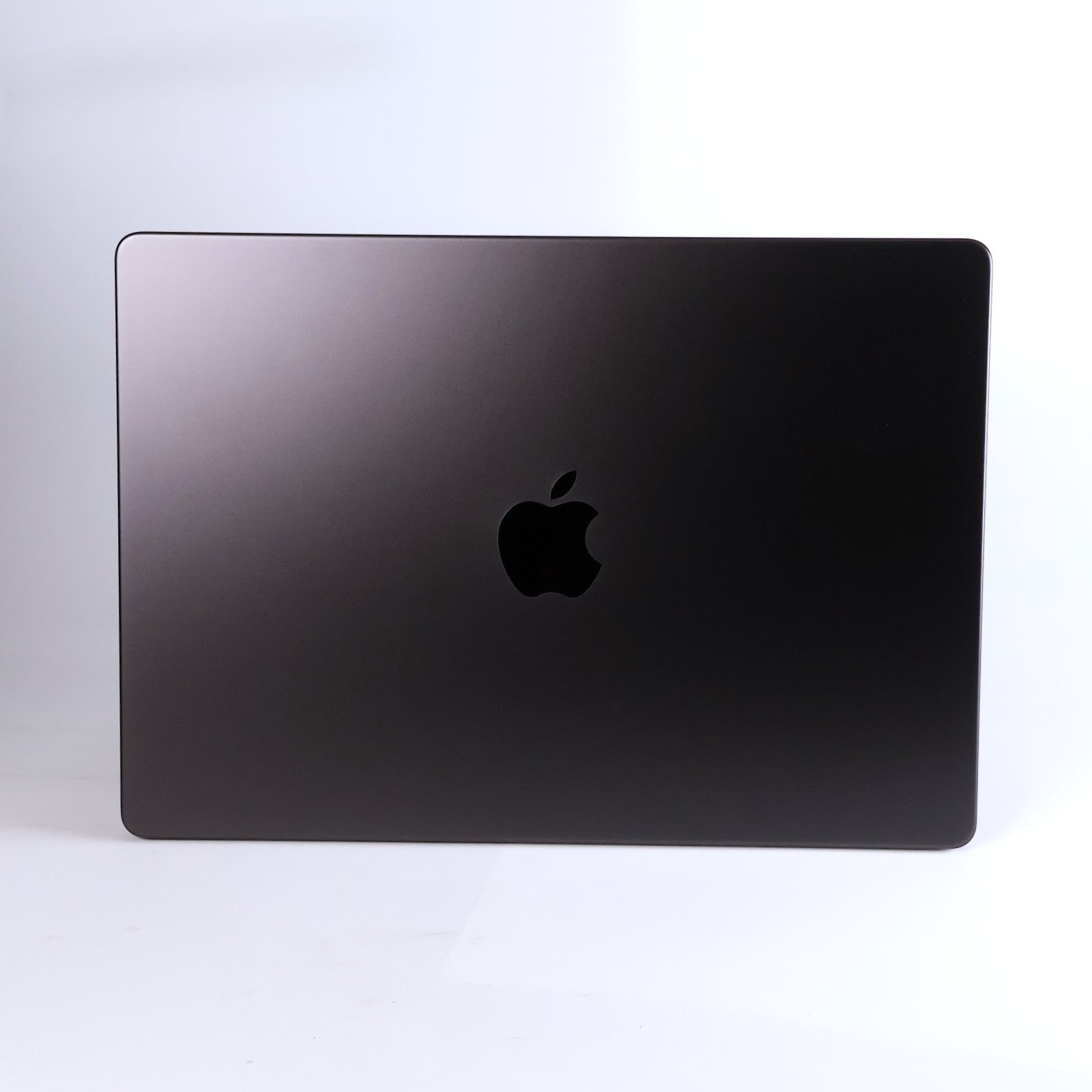 美品 MacBook Pro M3 Pro 14