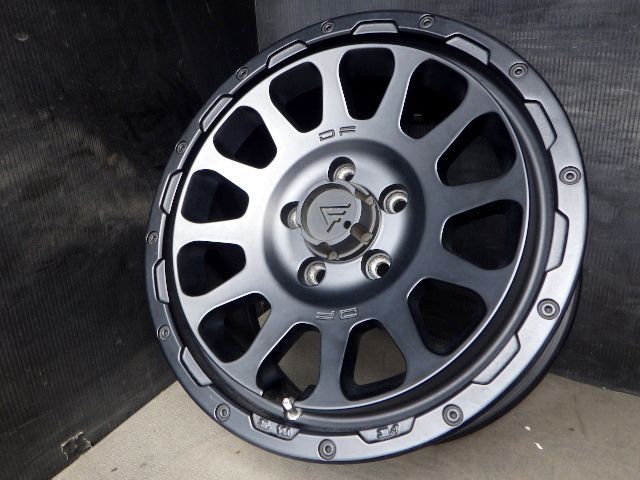 【3744】A▲送料無料▲DELTA FORCE OVAL▲16x7.0J 5穴 PCD114.3 +35▲4本 26102489 【3744】A▲送料無料▲DELTA FORCE OVAL▲16x7.0J 5穴 PCD114.3 +35▲4本 26102489