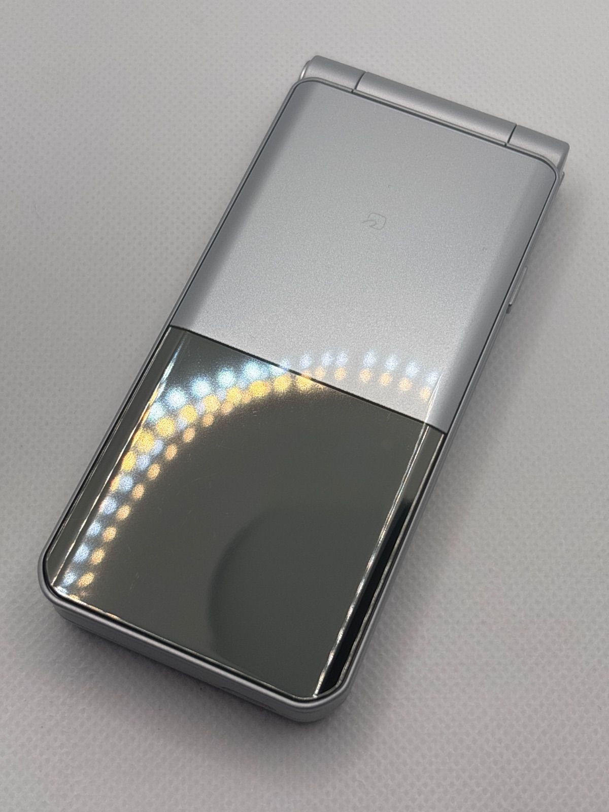 docomo arrowsケータイ F-03L シルバー 美品 - メルカリ