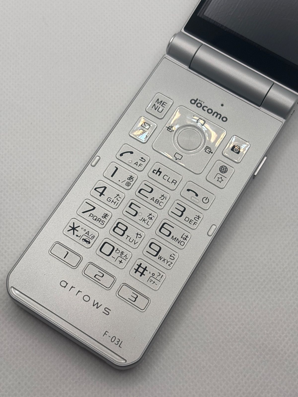 docomo arrowsケータイ F-03L シルバー 美品 - メルカリ