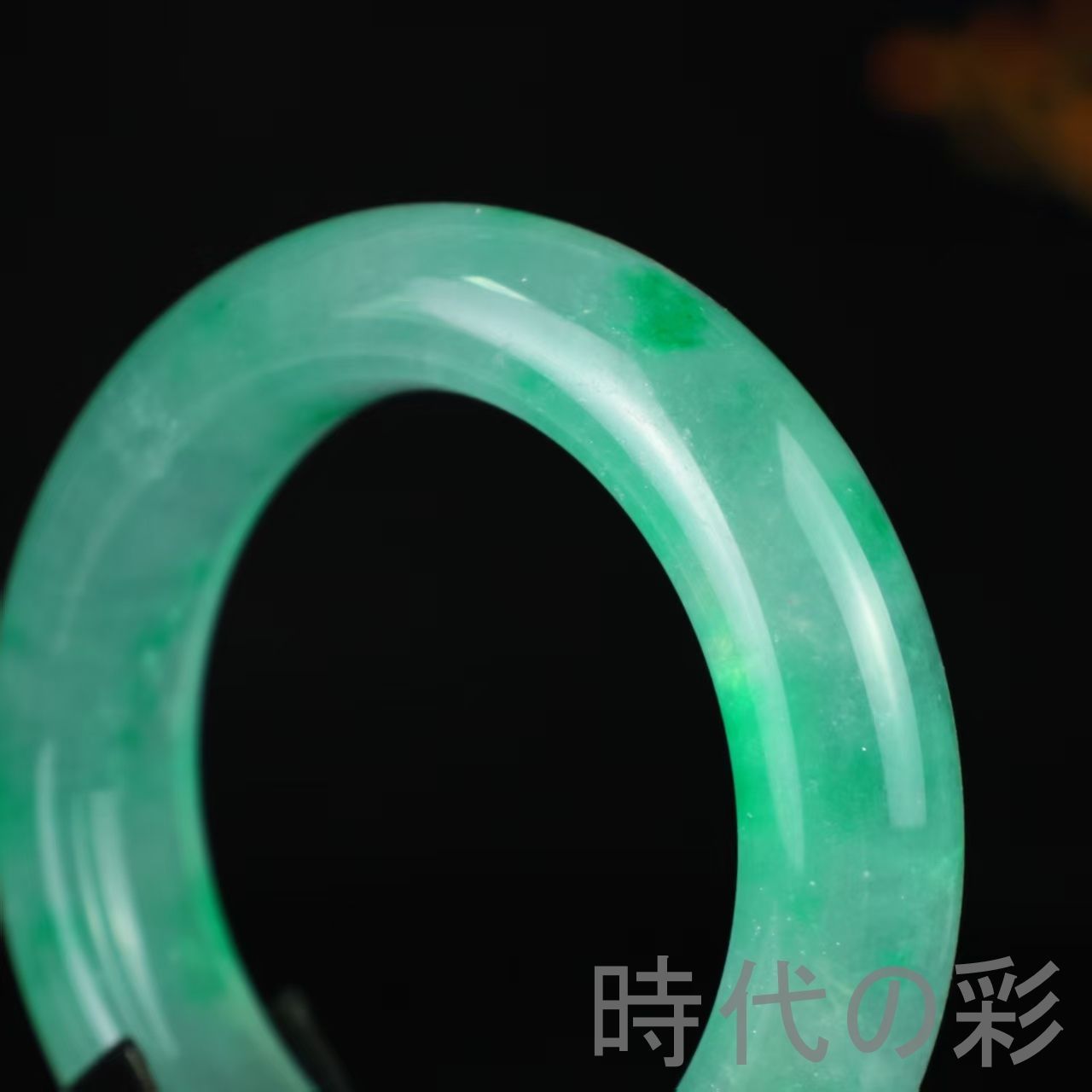 中国古美術　完美高氷種翡翠 方条バングル 精巧手彫 無傷透明石 水頭良好 中国古美術 完美高氷種翡翠 方条バングル 精巧手彫 無傷透明石 水頭
