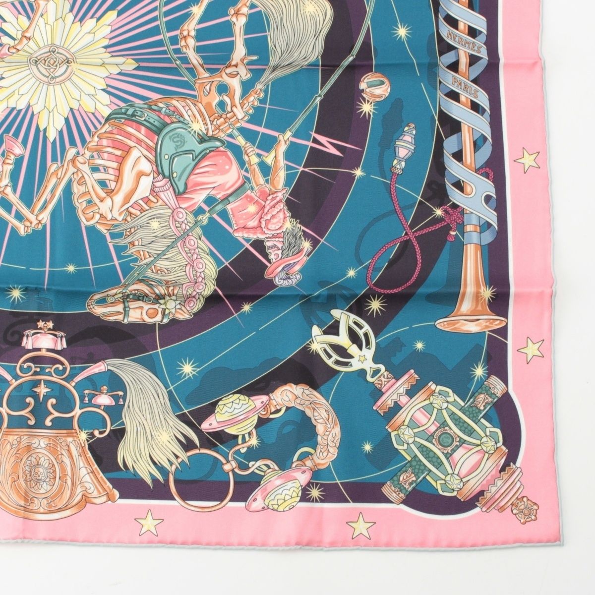 HERMESエルメスCHORUS STELLARUM ピンク カレ70 Hermès Chorus Stellarum 70