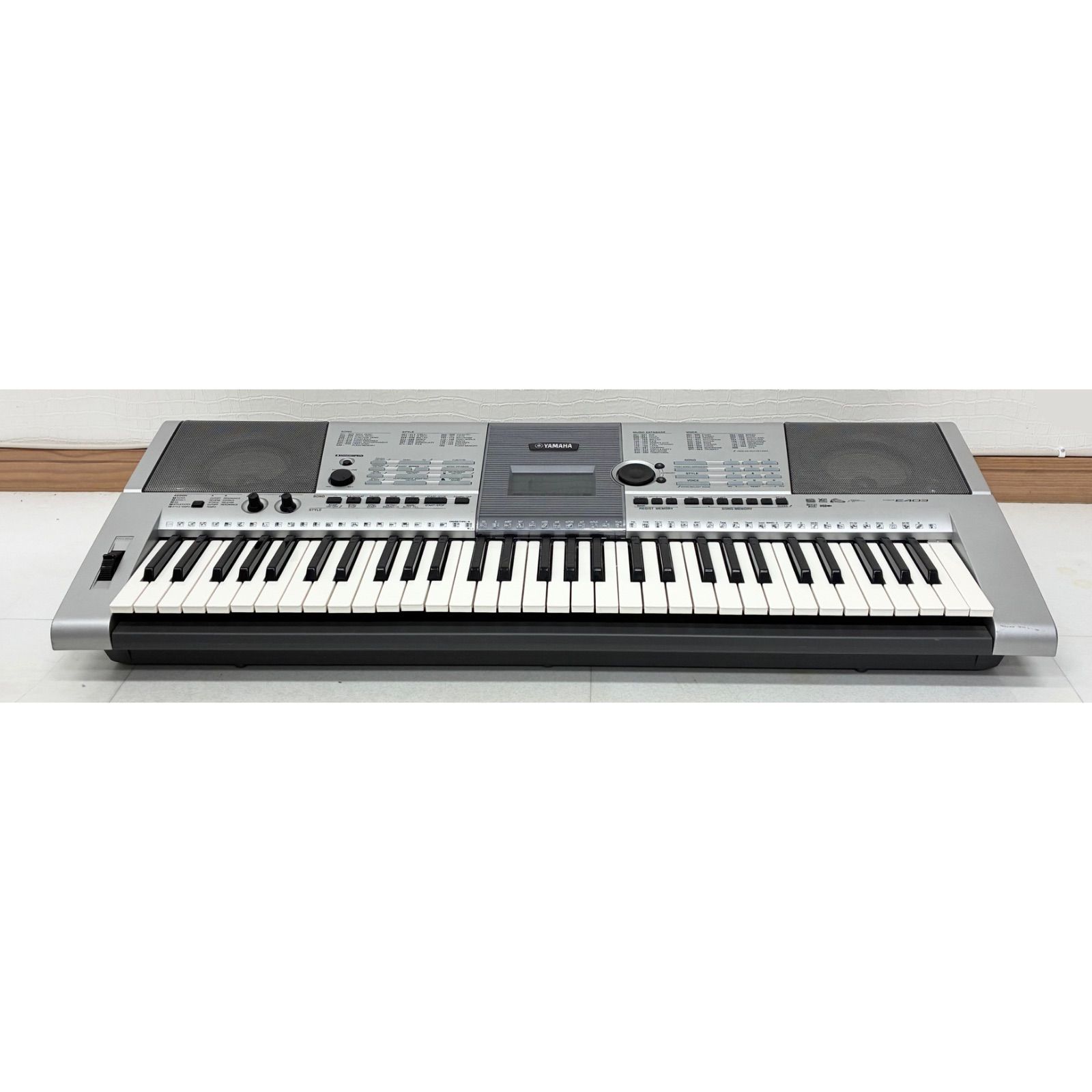 電子キーボード・電子ピアノ】YAMAHA（ヤマハ）廃盤 PSR-E403 - メルカリ