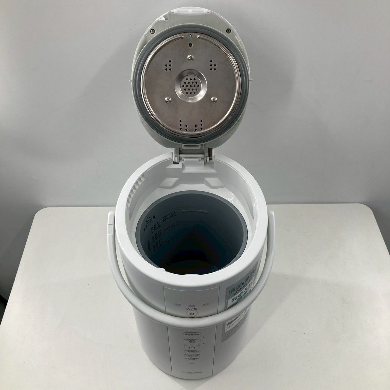 Zojirushi EE-DC35-WA スチーム式加湿器　ホワイト　未使用 EE-DC35・50 | 加湿器 | 生活家電 ｜ 商品情報 ｜ 象印マホービン