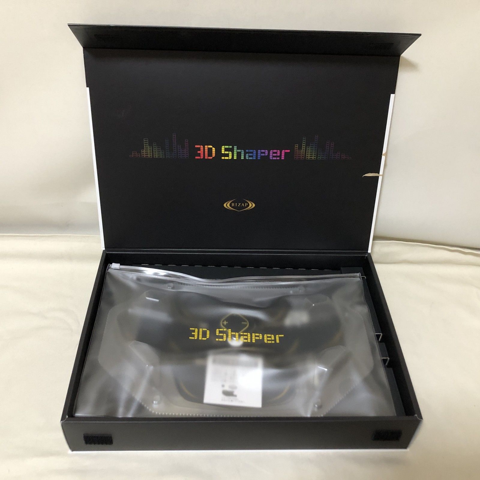 I085 未使用 RIZAP ライザップ 3D shaper EMS 腹筋ベルトRIZAP 3D 