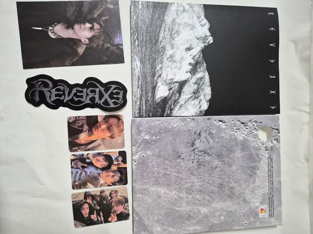 EXO　サイン入りCD EXO - EXO-K 全員分直筆サイン入りCDの通販 by happy life｜エクソなら