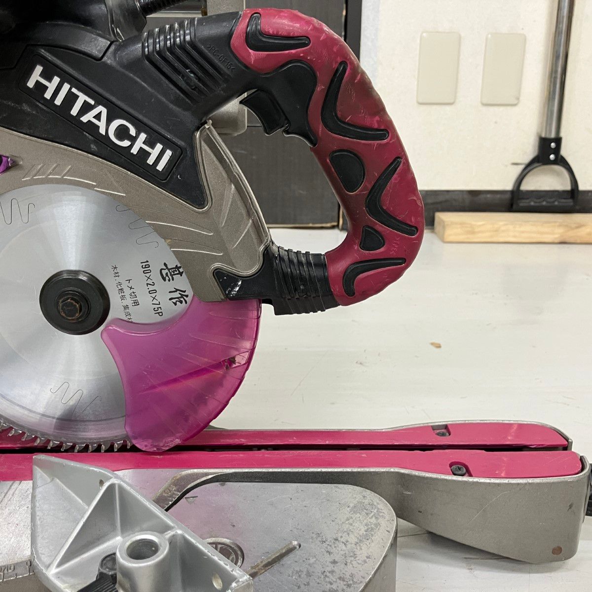 HITACHI 日立 100v 190mm スライド丸のこ C7RSHC ピンク - メルカリ