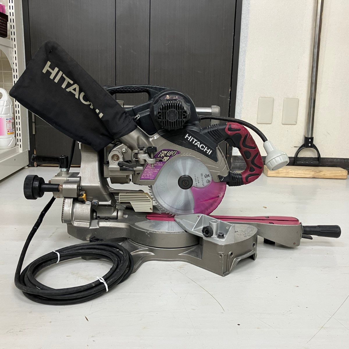 【中古】【動作OK】【店頭引取限定】スライド丸のこ　HITACHI　C7RSHC　190mm　コード式 中古】【動作OK】【店頭引取限定】スライド丸のこ HITACHI C7RSHC
