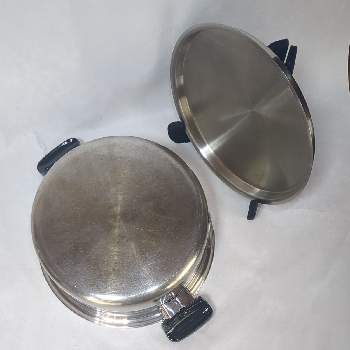 ビタクラフト 5層 両手鍋 No.5506 容量5.5リットル USED良品 - メルカリ