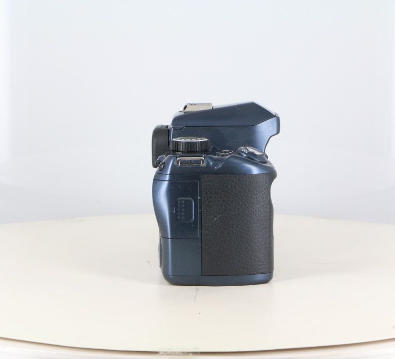 【中古】(ペンタックス) PENTAX K-r ボディ ネイビー/ブラック 078 オーダーカラー 中古】(ペンタックス) PENTAX K-r ボディ ネイビー/ブラック 078