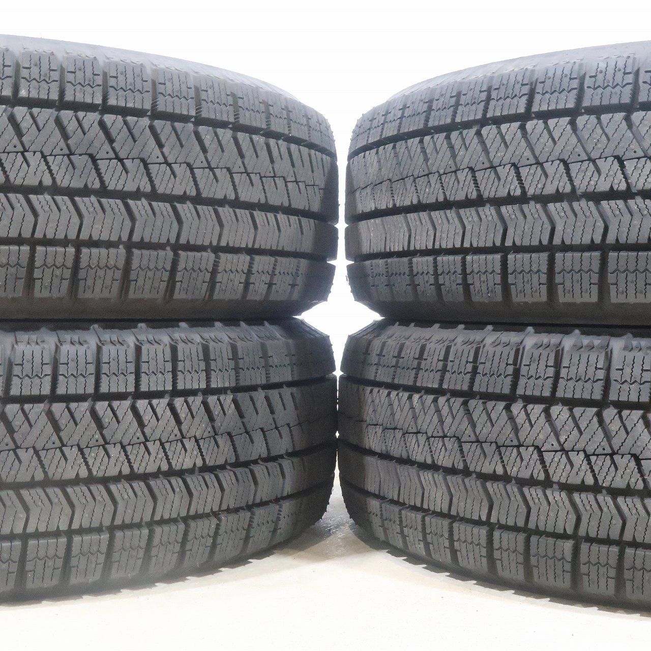 【最終値下げ】ブリヂストン ブリザック　VRX2　215/55R18　バリ溝 最終値下げ】ブリヂストン ブリザック VRX2 215/55R18 バリ溝