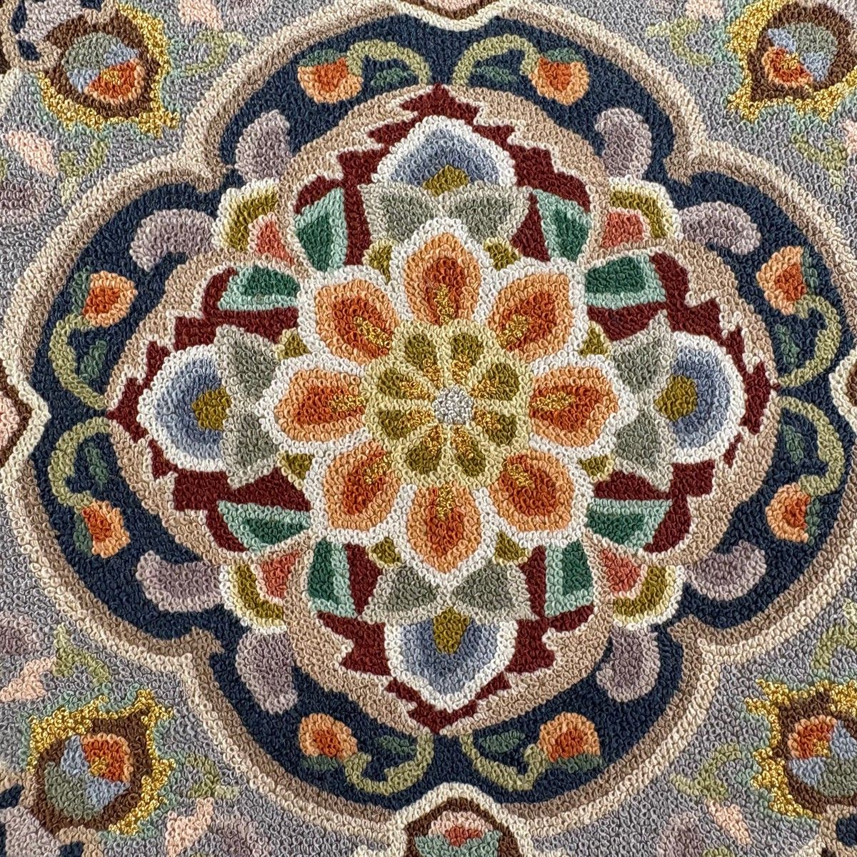 美品】 袋帯 逸品 華文 相良刺繍 金銀糸 灰紫 六通 正絹 【中古