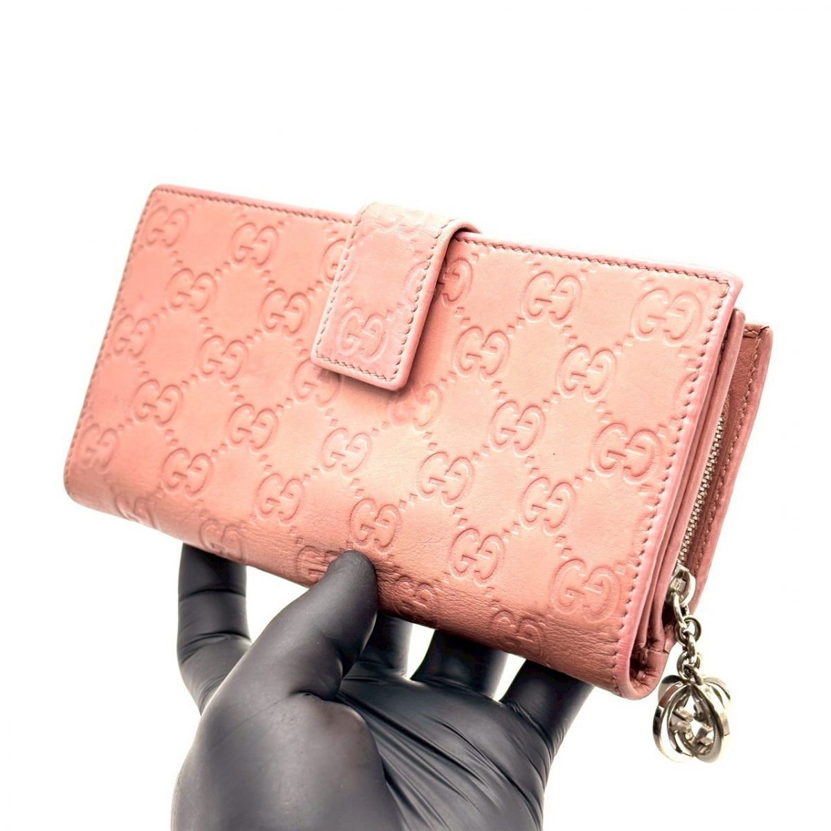 【極美品】GUCCI 長財布 ラウンドファスナーインターロッキング 　ピンク 柔らかな余韻を纏う】 GUCCI 長財布 ラウンドファスナー グッチシマ