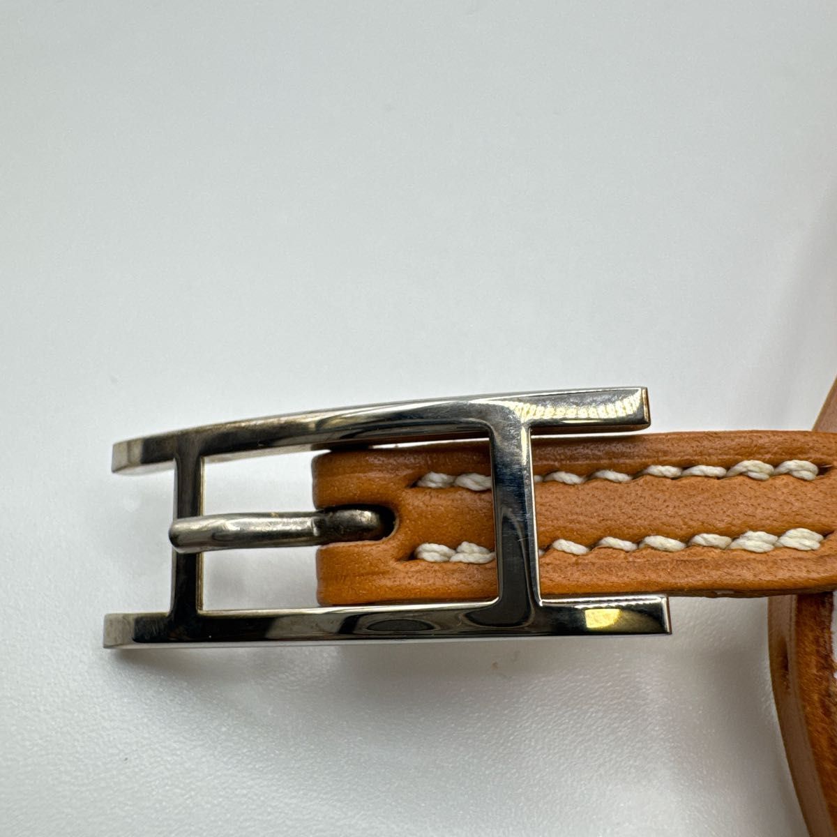 HERMES エルメス アピ 4連 ブレスレット レザー シルバー 美品 - メルカリ