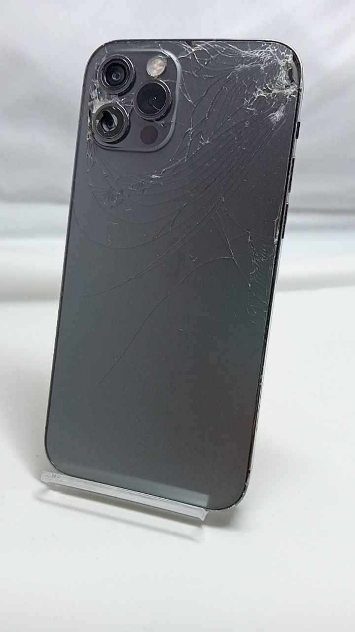 ジャンク iPhone12Pro 256GB グラファイト SIMフリー - メルカリ