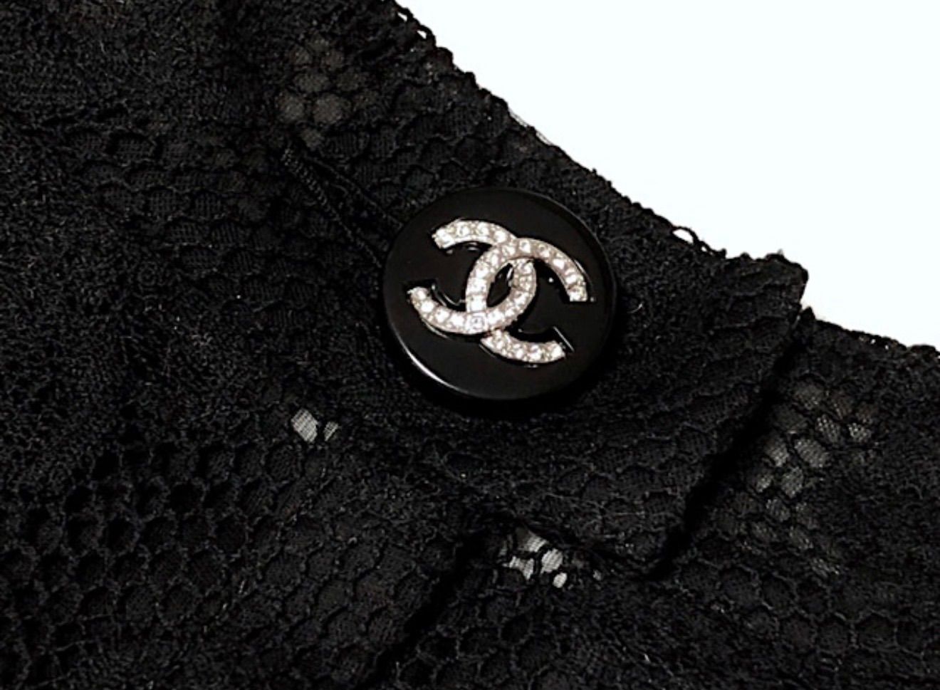 CHANEL 98P ノースリーブ トップス シルク100% ココマークブラック CHANEL】シャネル『シルク ノースリーブブラウス size40』P07947V05558