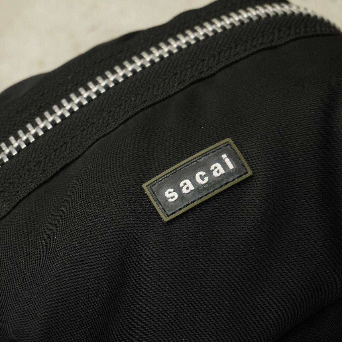 美品2025年 Sacai サカイ POCKET BUM BAG ウエスト ボディ バッグ 