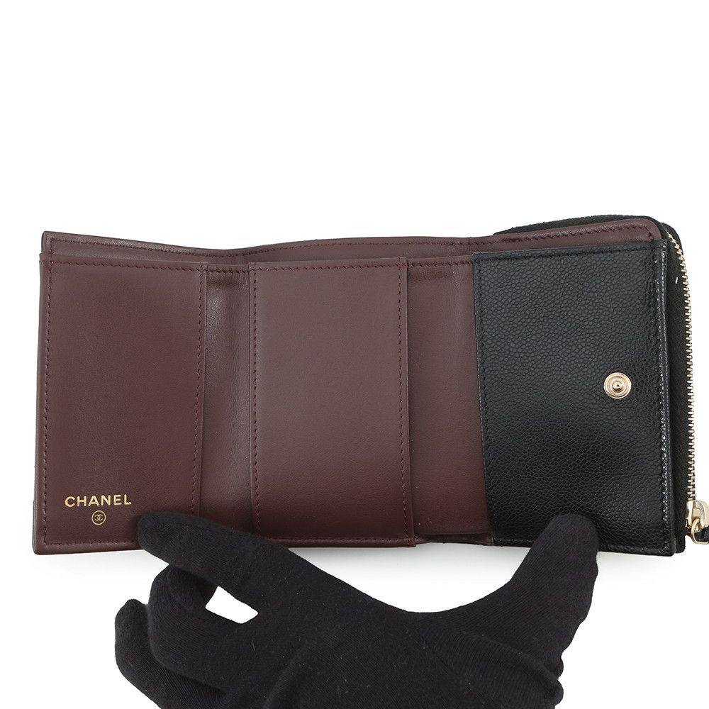 シャネル 三つ折り財布 クラシック スモール フラップ ジップウォレット キャビアスキン AP3177 CHANEL 財布 黒 シャネル 三つ折り財布 クラシック スモール フラップ ジップ