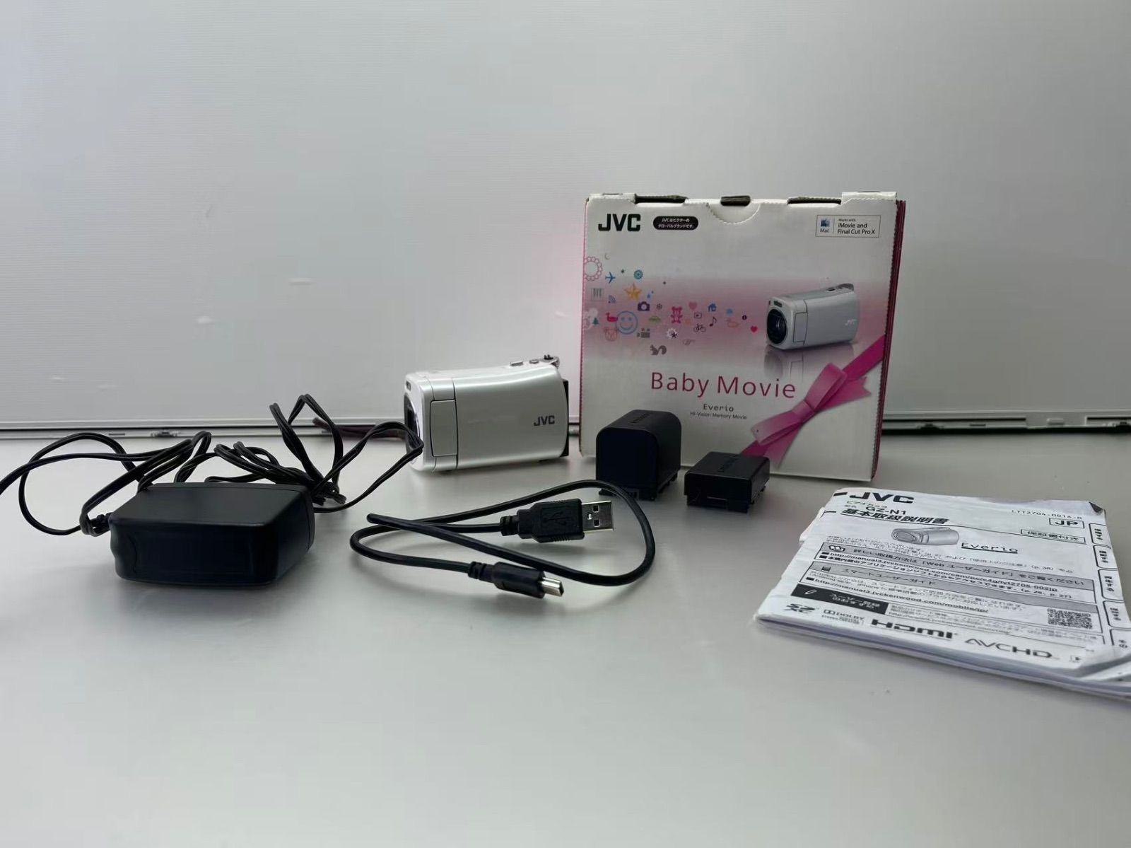 Victor JVC Baby Movie GZ-N1-W ビデオカメラ 動作品 （美品） - メルカリ