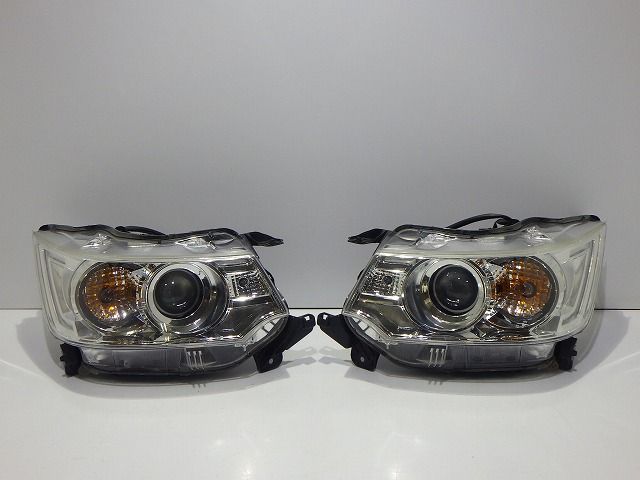 車 日野純正 17プロフィア低床四軸 トランテックス 純正フェンダー