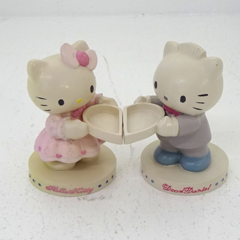 サンリオ　キティ&ダニエル　アクセサリートレイ 2003年製　新品未開封 三重店】ハローキティ & ダニエル アクセサリートレイ 陶器 2003【722