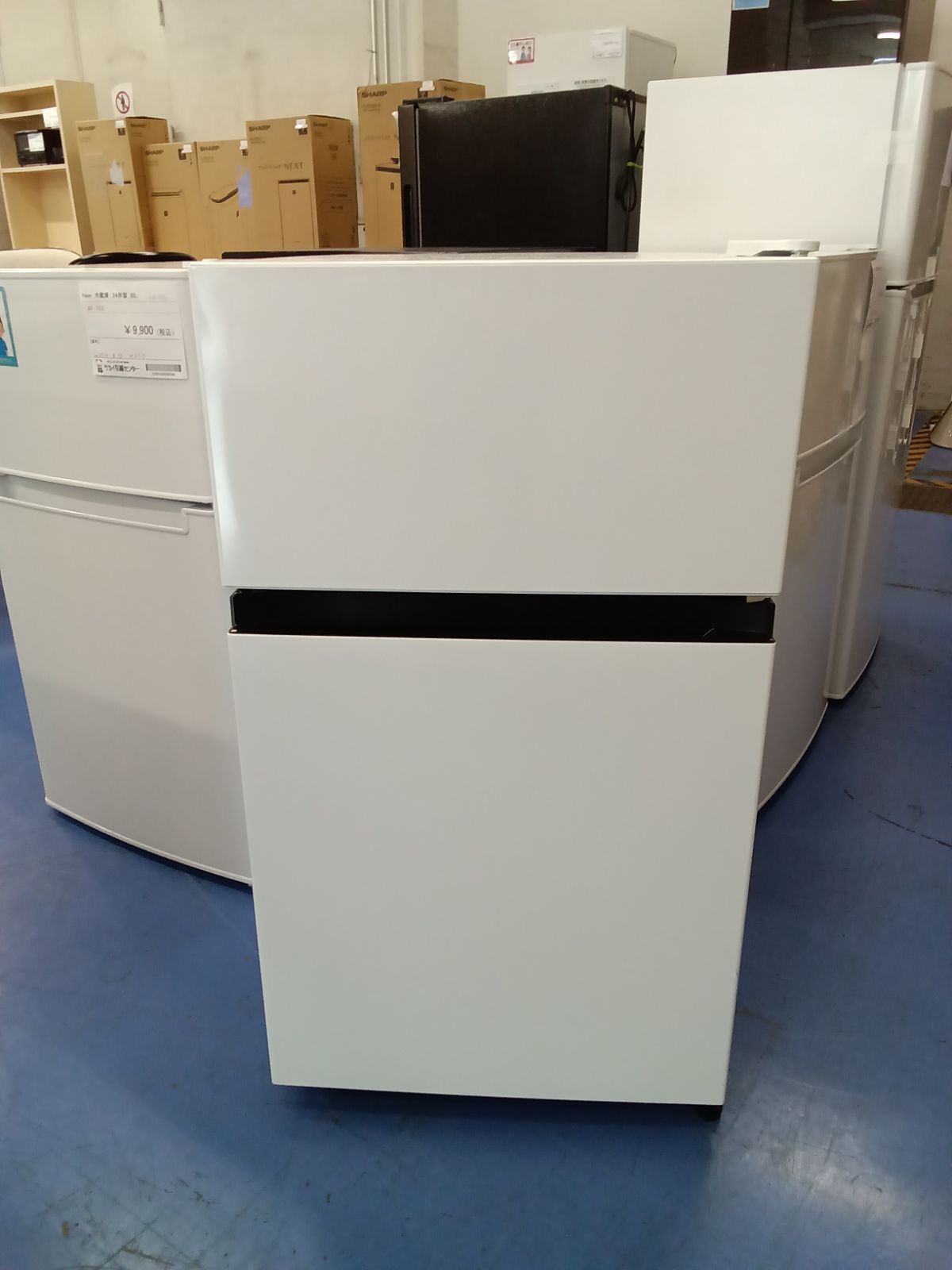 ★リユースのサカイ横浜南店★YM2008 Hisense 冷蔵庫 HR-B91E3W 87L 23年製 動作確認／クリーニング済み ☆関東地域限定販売☆リユースのサカイ横浜南店☆ Hisense 冷蔵庫 HR