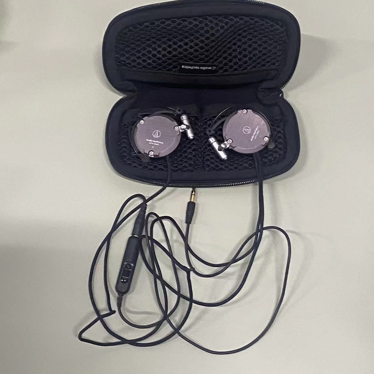 【希少】Audio-Technica ATH-EM7 ケース付き　ペルソナ3 希少】Audio-Technica ATH-EM7 ケース付き ペルソナ3 - メルカリ