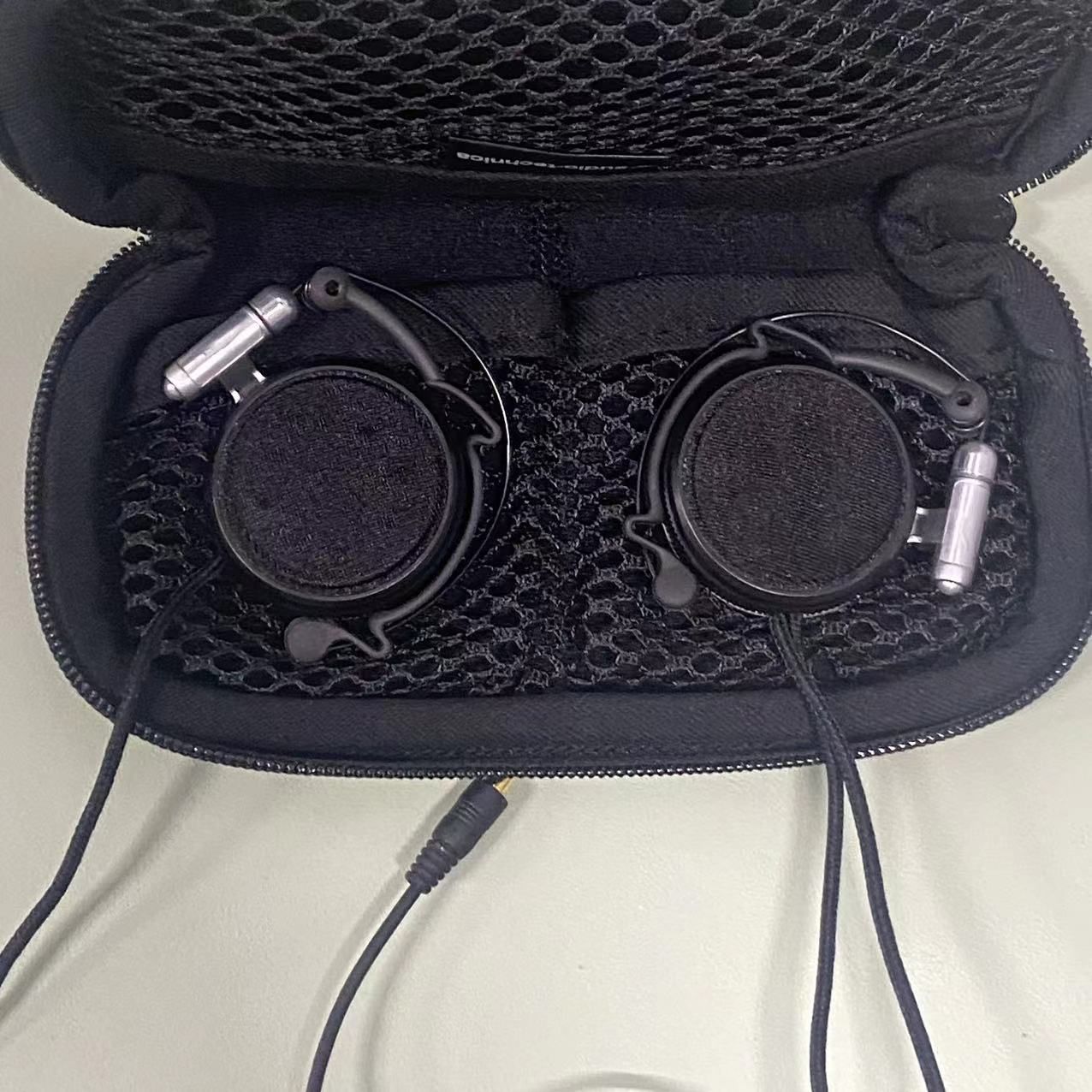 希少】Audio-Technica ATH-EM7 ケース付き ペルソナ3 - メルカリ