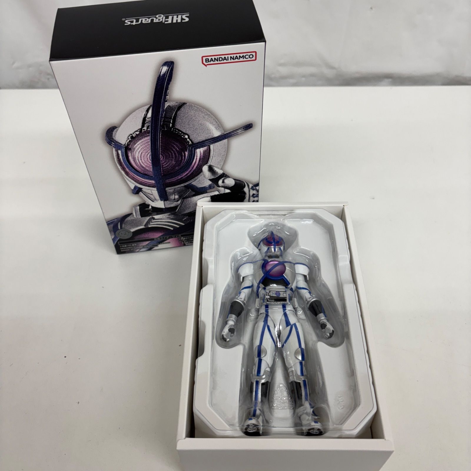 S.H.Figuarts 真骨彫製法 劇場版 仮面ライダー555 パラダイス・ロスト 