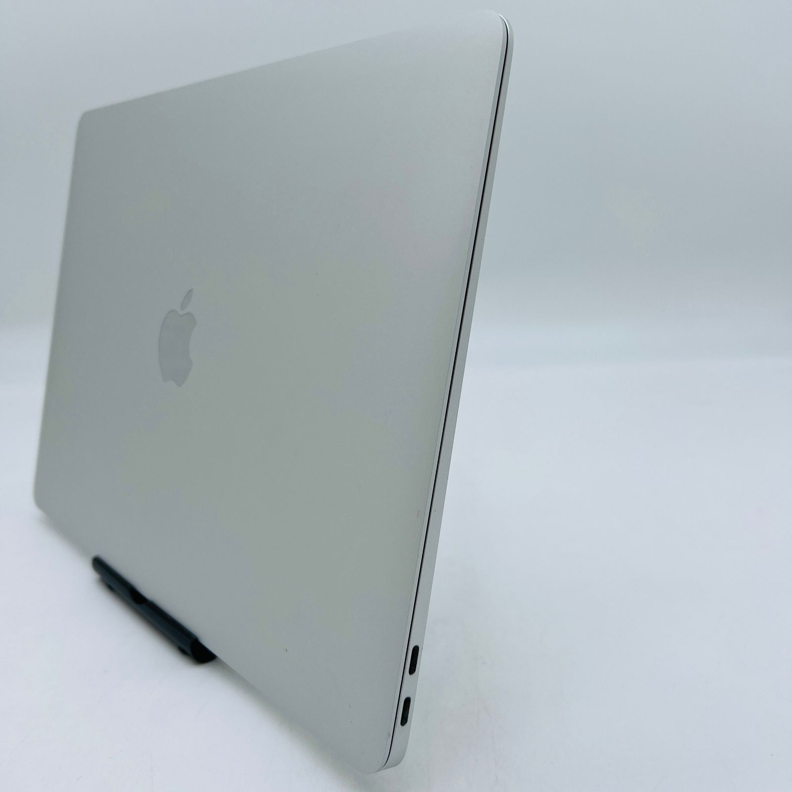 MacBook Air MRE82J/A 13.3