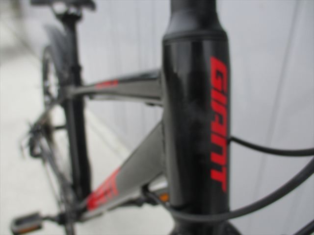F30　★22800円★整備済み 中古子供自転車 【GIANT　エスケープJr　24インチ　黒　アルミフレーム 】 F30☆22800円☆整備済み 中古子供自転車 【GIANTエスケープJr24インチ