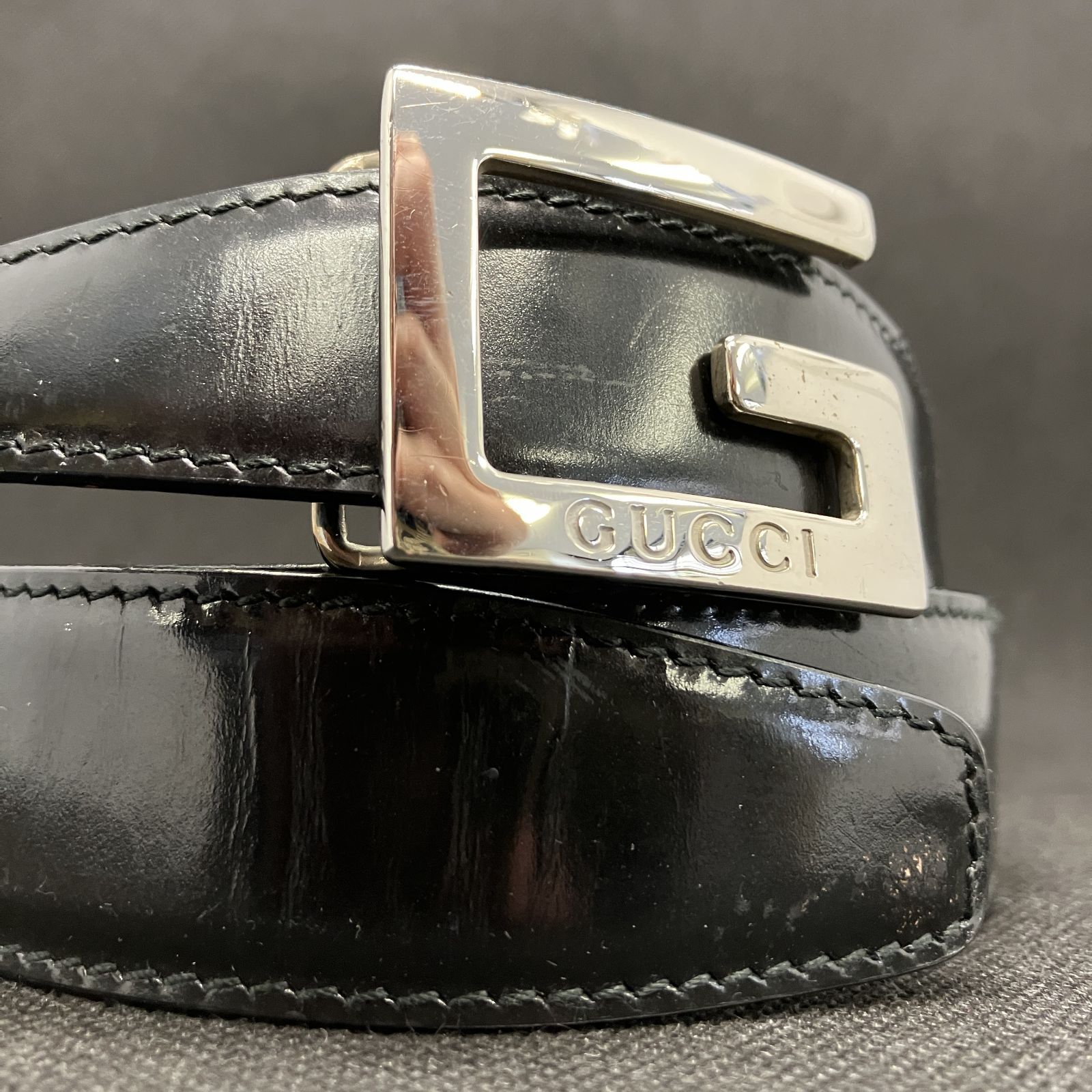 GUCCI　グッチ　ベルト　パテント　表記サイズ 60-24　Gロゴ　ブラック系　1610